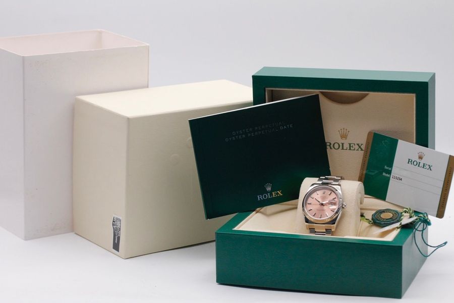 Rolex Oyster Perpetual Date 115234